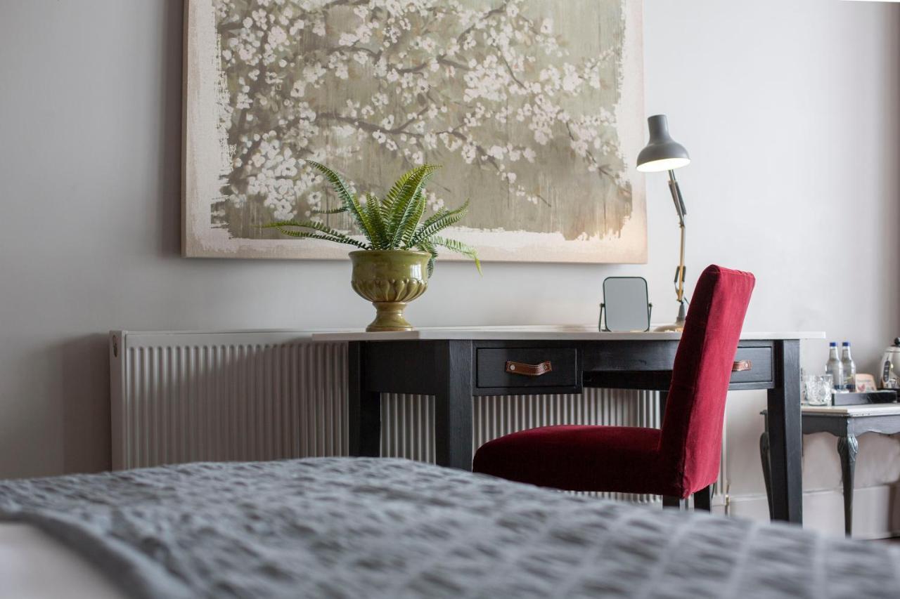 The Grosvenor Arms Hotel Shaftesbury Bagian luar foto