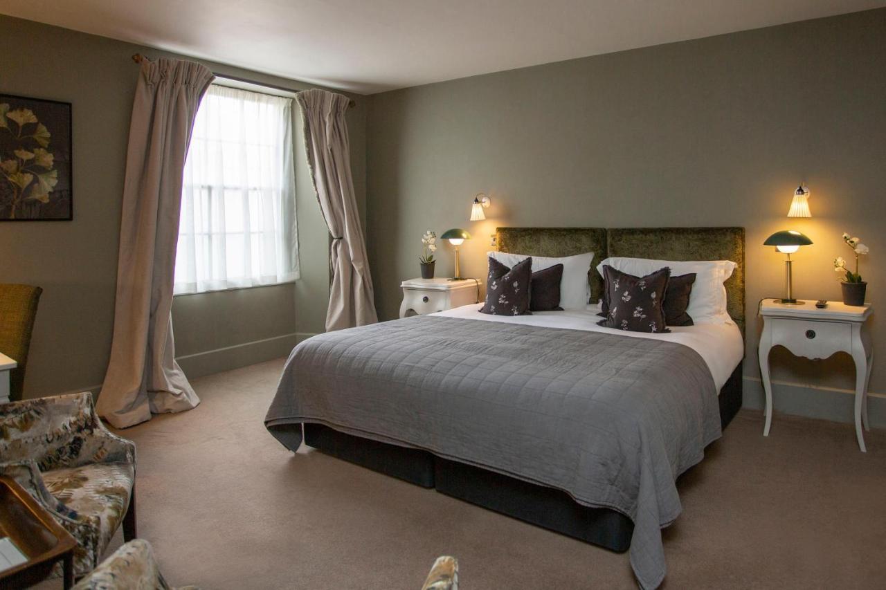 The Grosvenor Arms Hotel Shaftesbury Bagian luar foto