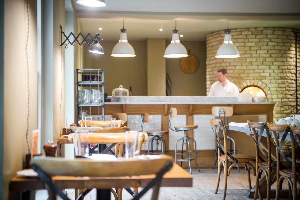 The Grosvenor Arms Hotel Shaftesbury Bagian luar foto